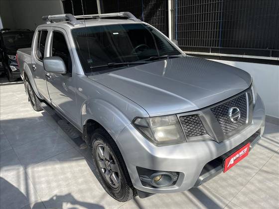 NISSAN FRONTIER 2.5 SV ATTACK 4X2 CD TURBO ELETRONIC DIESEL 4P MANUAL